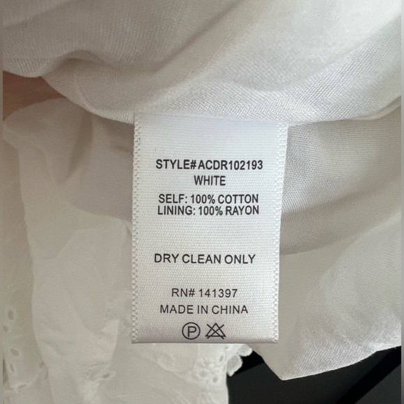 Astr White Off-Shoulder Midi Dress - Picture 9 of 10